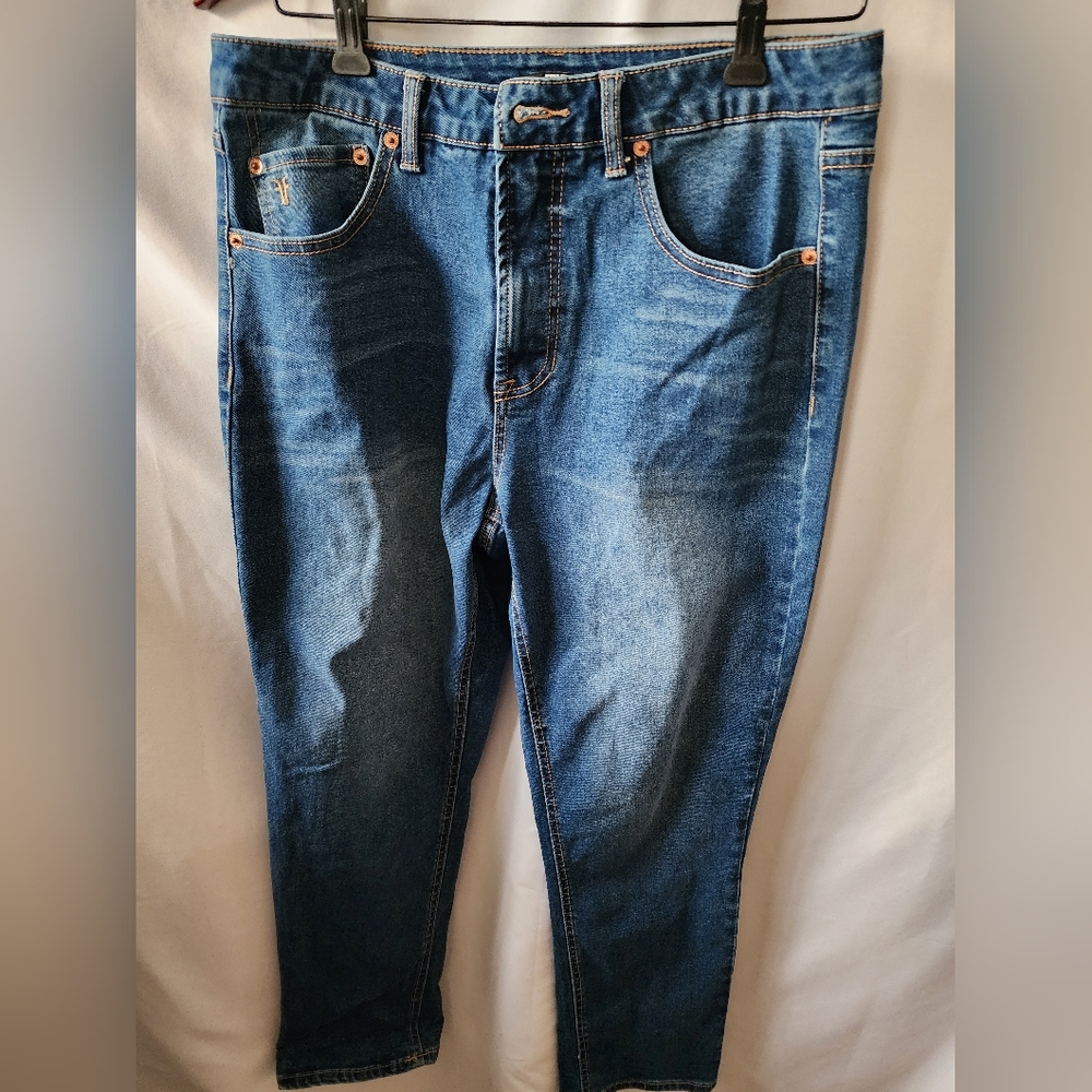 Frye Medium Wash Jeans. Size 8